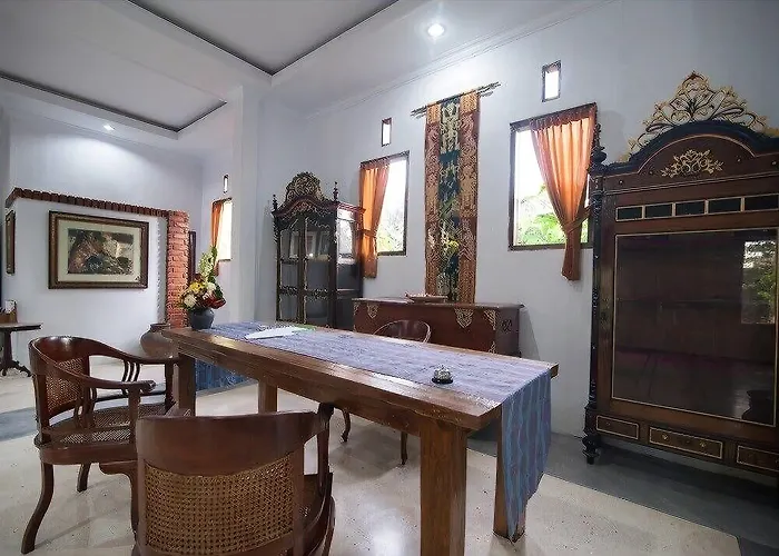 Oyo 1840 Kubu Hotel 2*