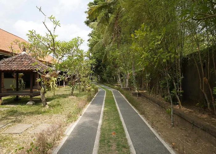 Oyo 1840 Kubu Hotel 2*