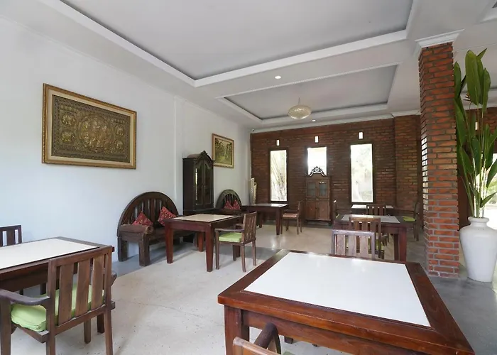 Hotel Oyo 1840 Kubu